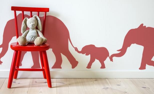 kinderkamer familie olifant met babyolifantje-min