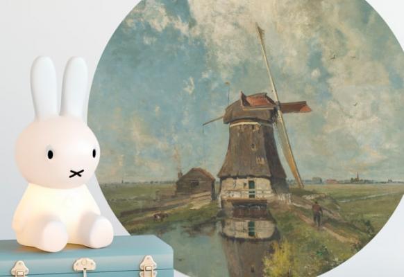 muurstickers een molen aan een poldervaart-min