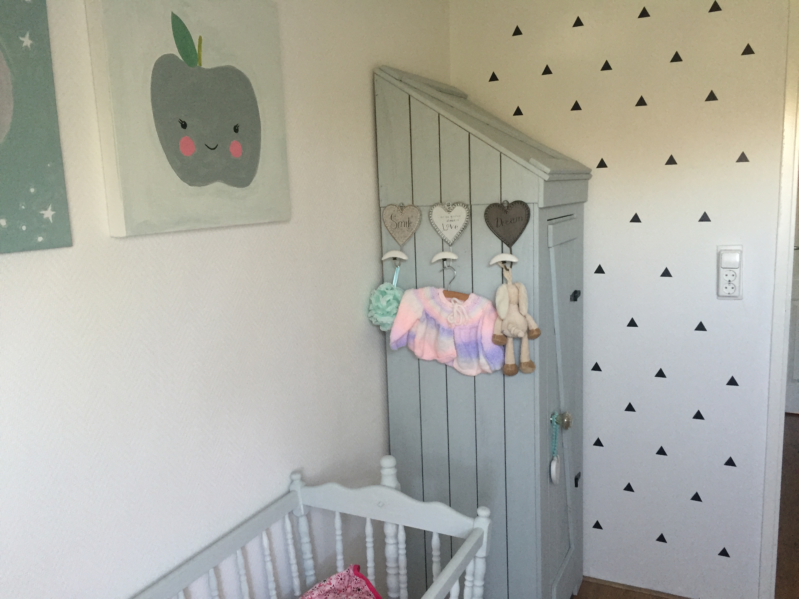 Driehoekjes babykamer